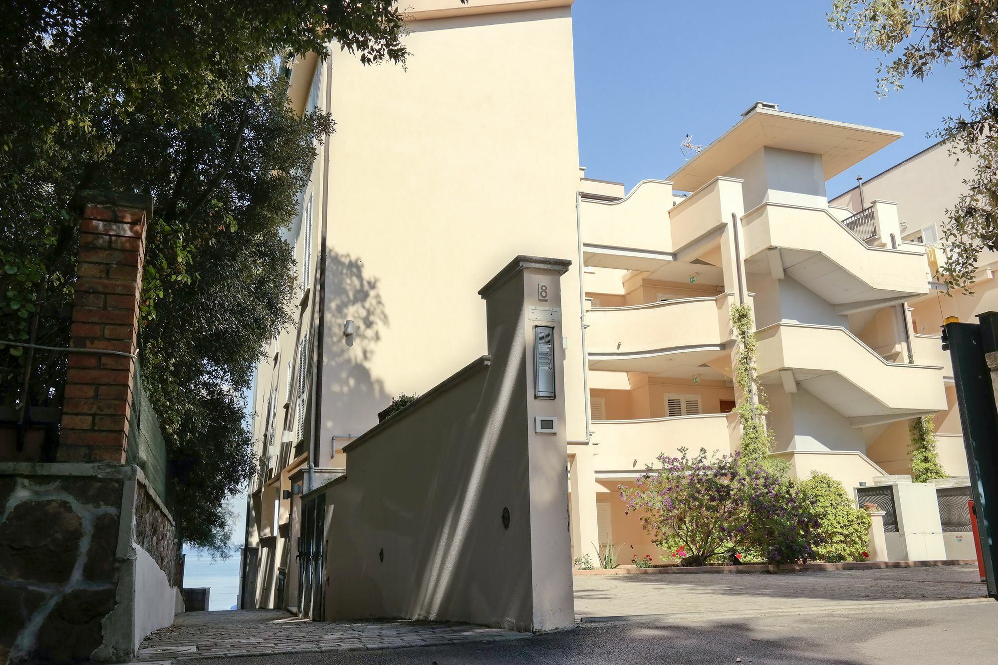 Residence Villa Lo Scoglietto San Vincenzo Eksteriør bilde